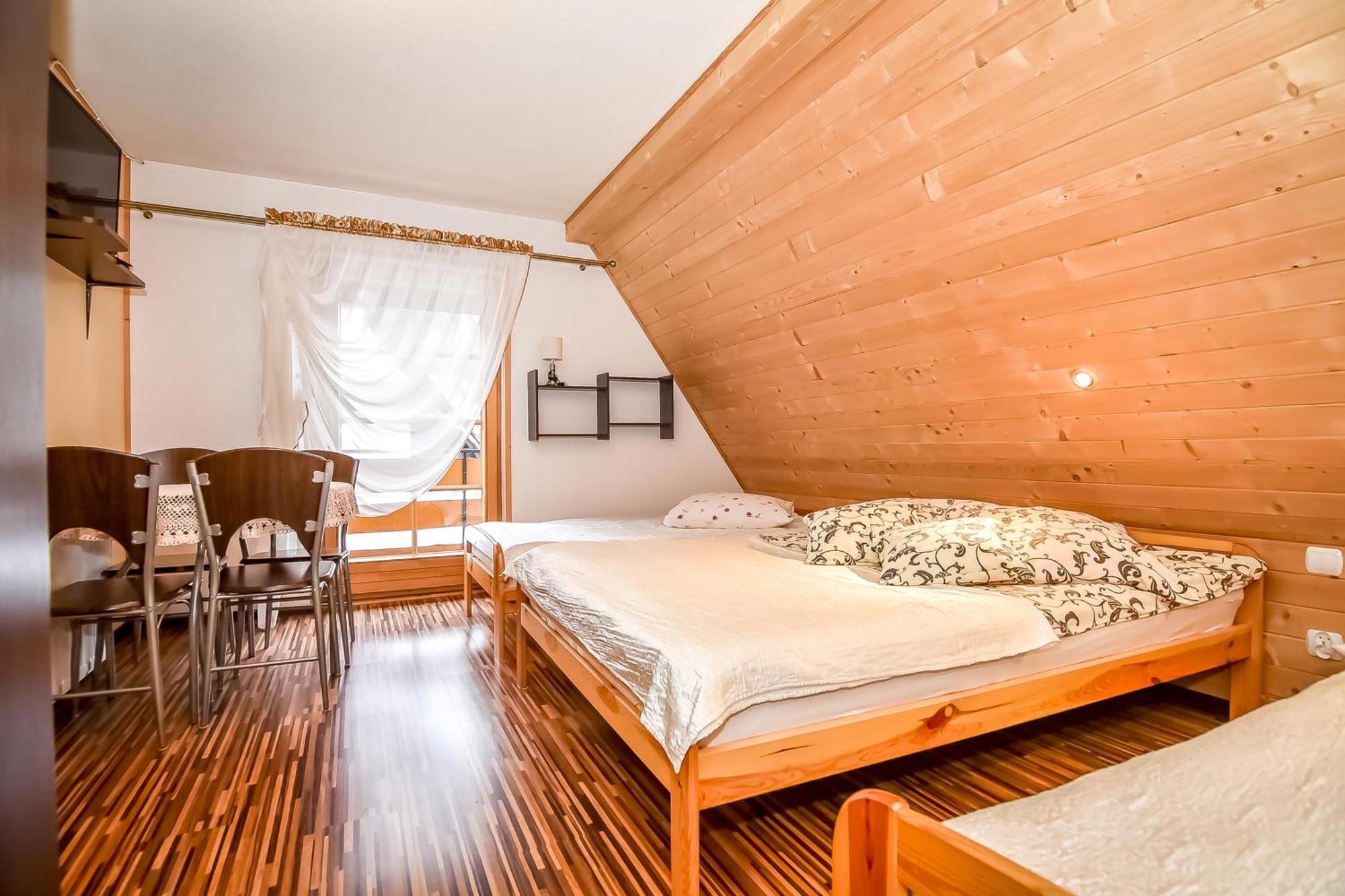 Ciukrowa Chatka Sauna & Jacuzzi Poronin Esterno foto
