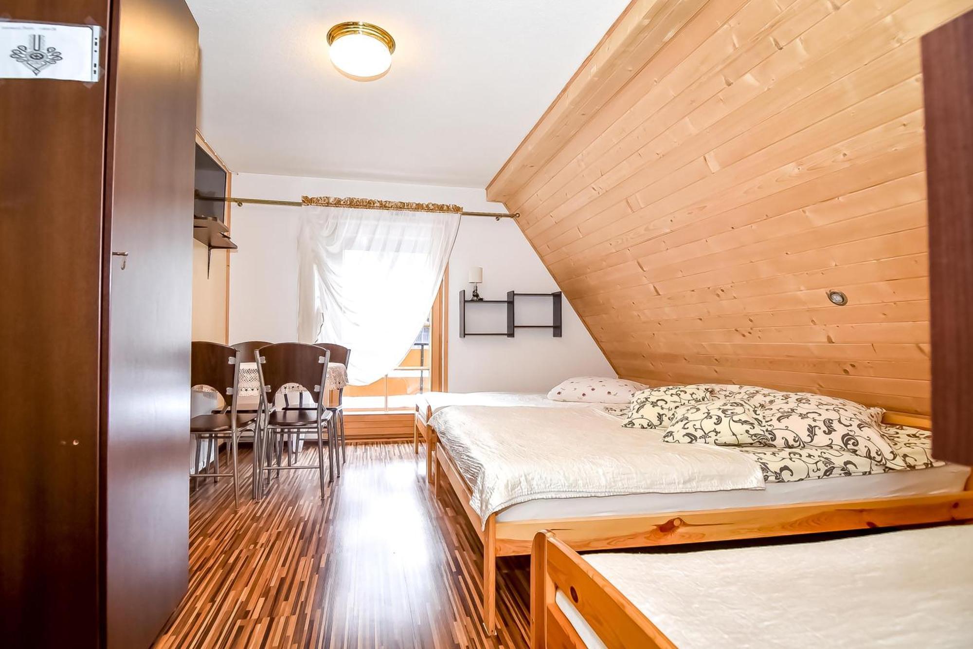 Ciukrowa Chatka Sauna & Jacuzzi Poronin Esterno foto
