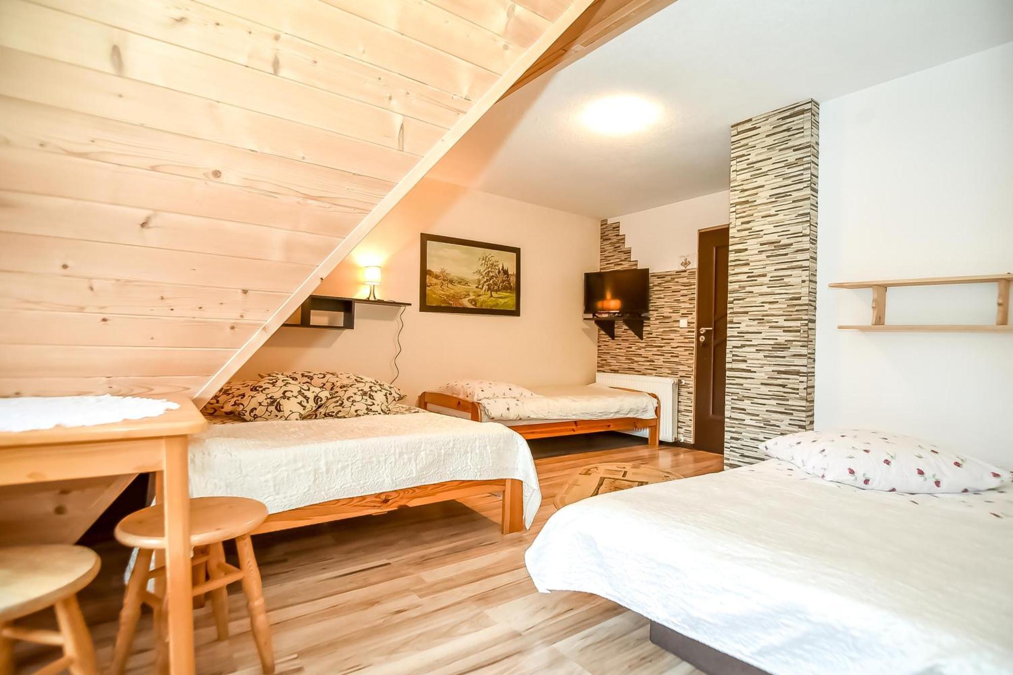 Ciukrowa Chatka Sauna & Jacuzzi Poronin Esterno foto