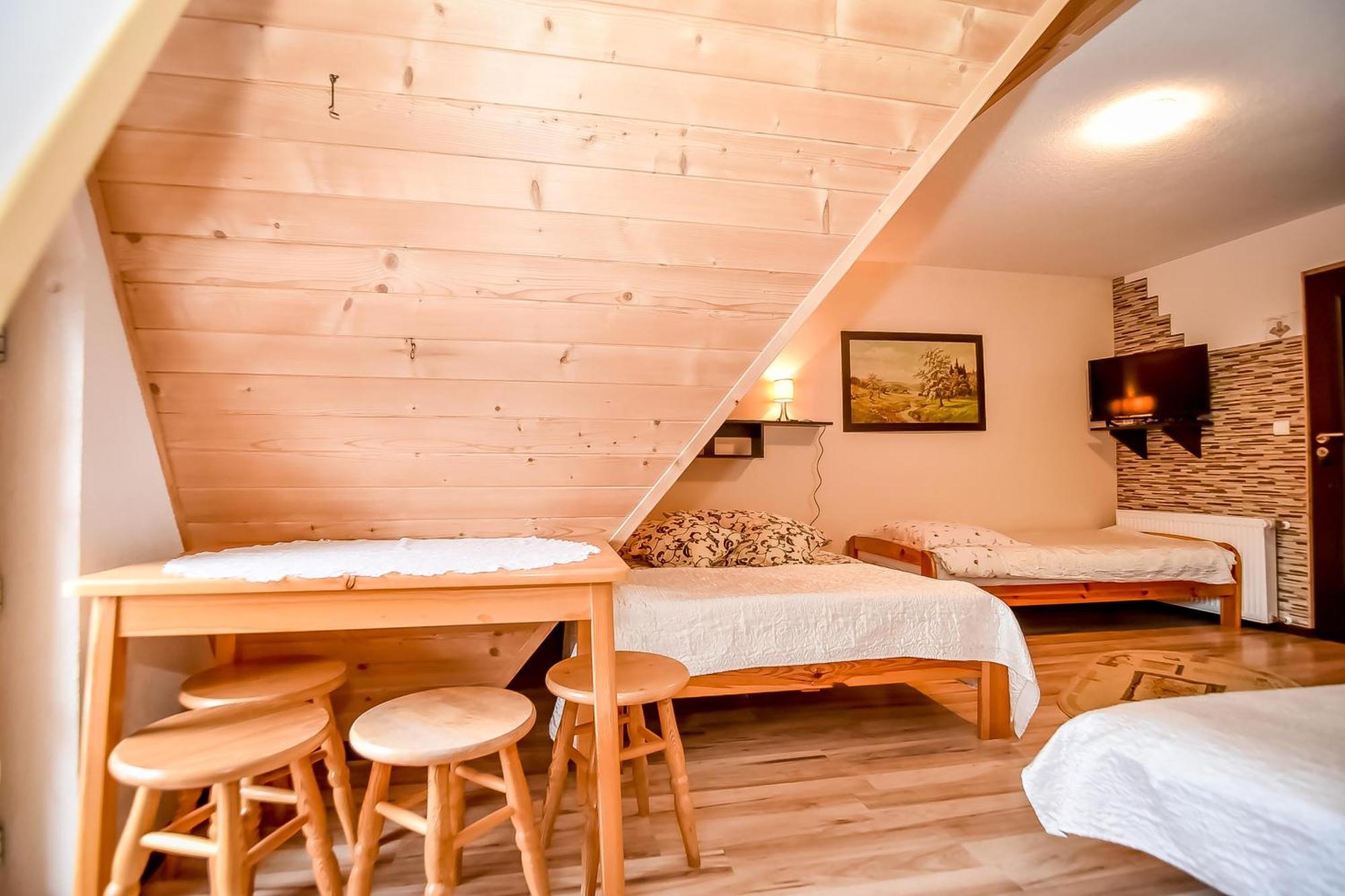 Ciukrowa Chatka Sauna & Jacuzzi Poronin Esterno foto
