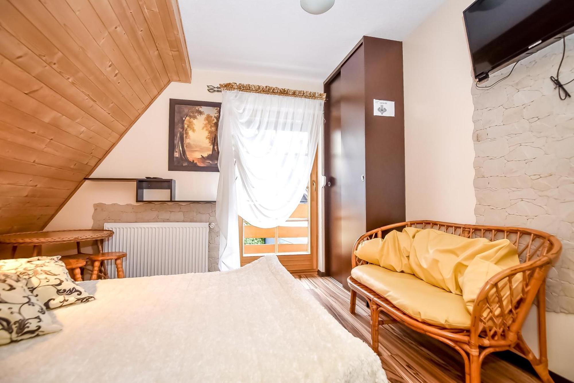 Ciukrowa Chatka Sauna & Jacuzzi Poronin Esterno foto