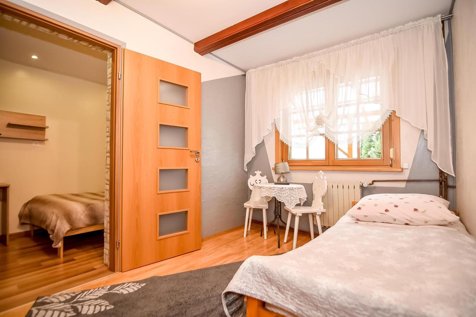 Ciukrowa Chatka Sauna & Jacuzzi Poronin Esterno foto
