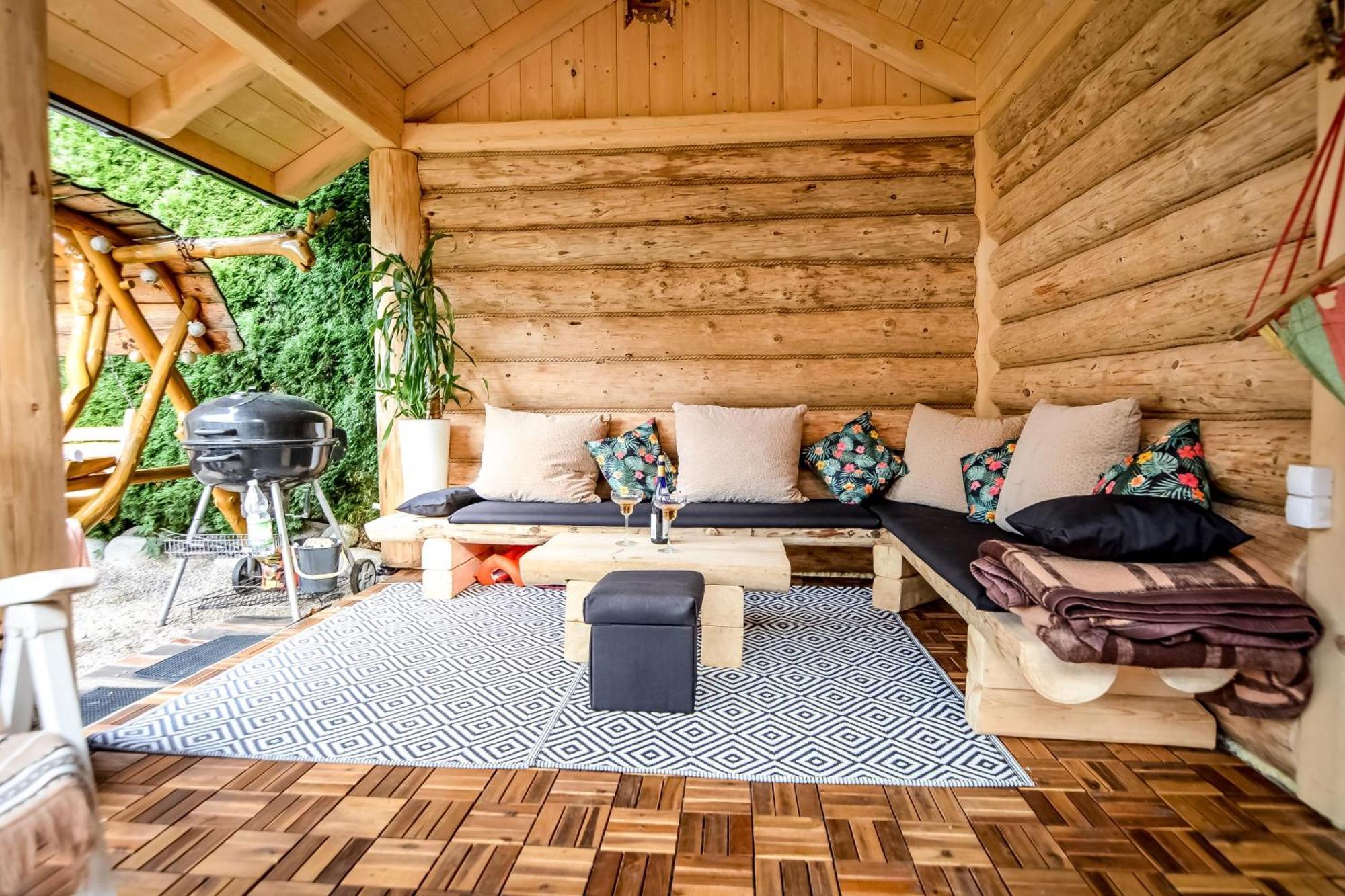 Ciukrowa Chatka Sauna & Jacuzzi Poronin Esterno foto